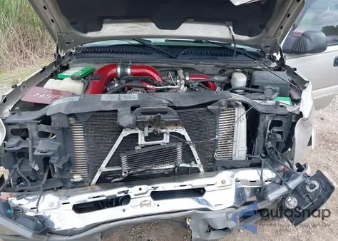 2005 Chevrolet Silverado 2500Hd Ls z USA, uszkodzony, nr VIN 1GCHK23245F835450